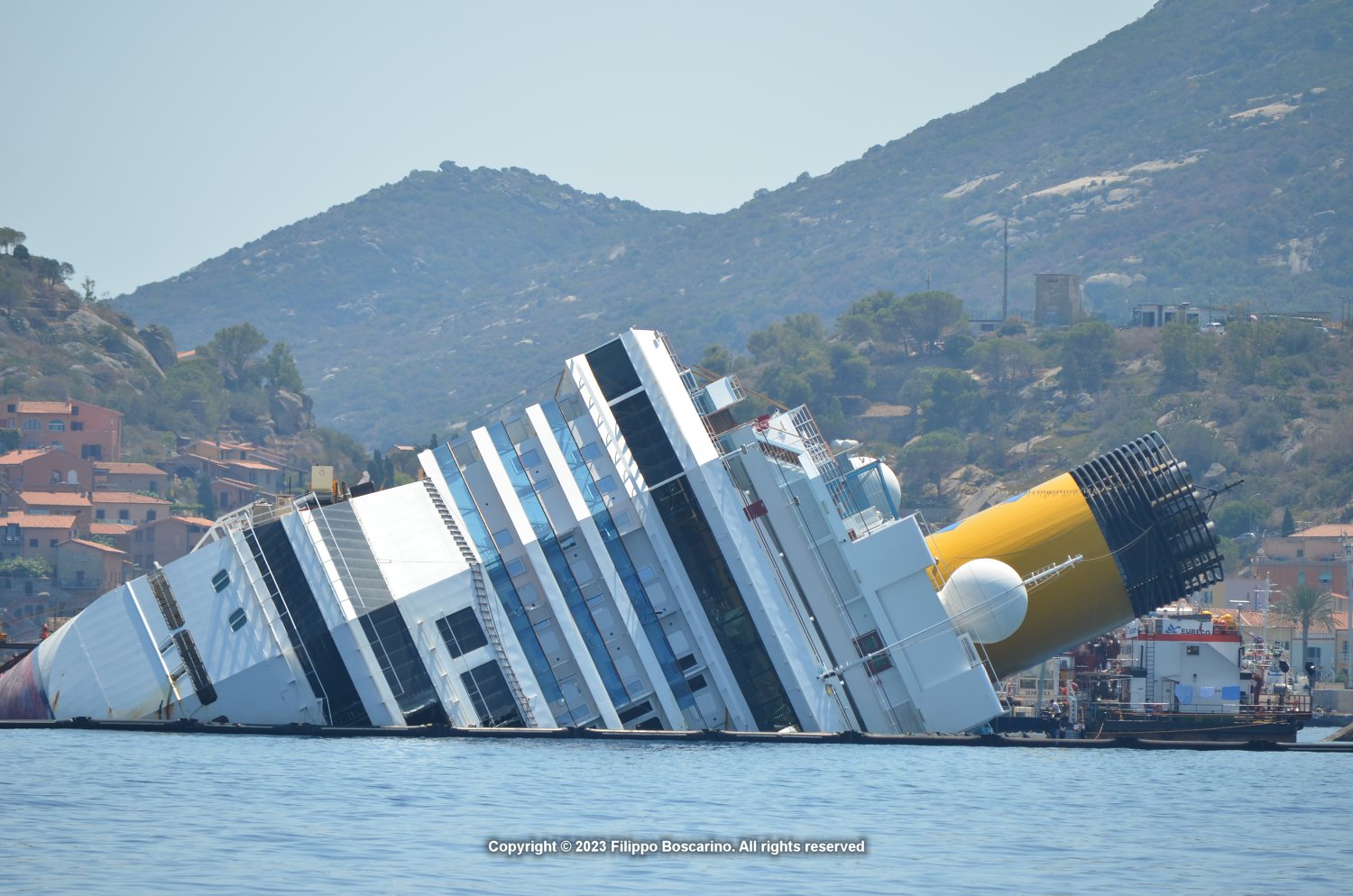 giglio-costa-concordia-1-